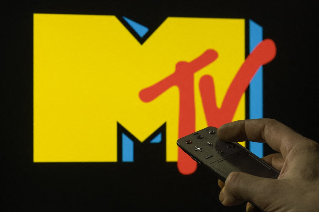 Designer vum MTV-Logo: Amerikanesche Kënschtler Peter Max mat 88 Joer gestuerwen