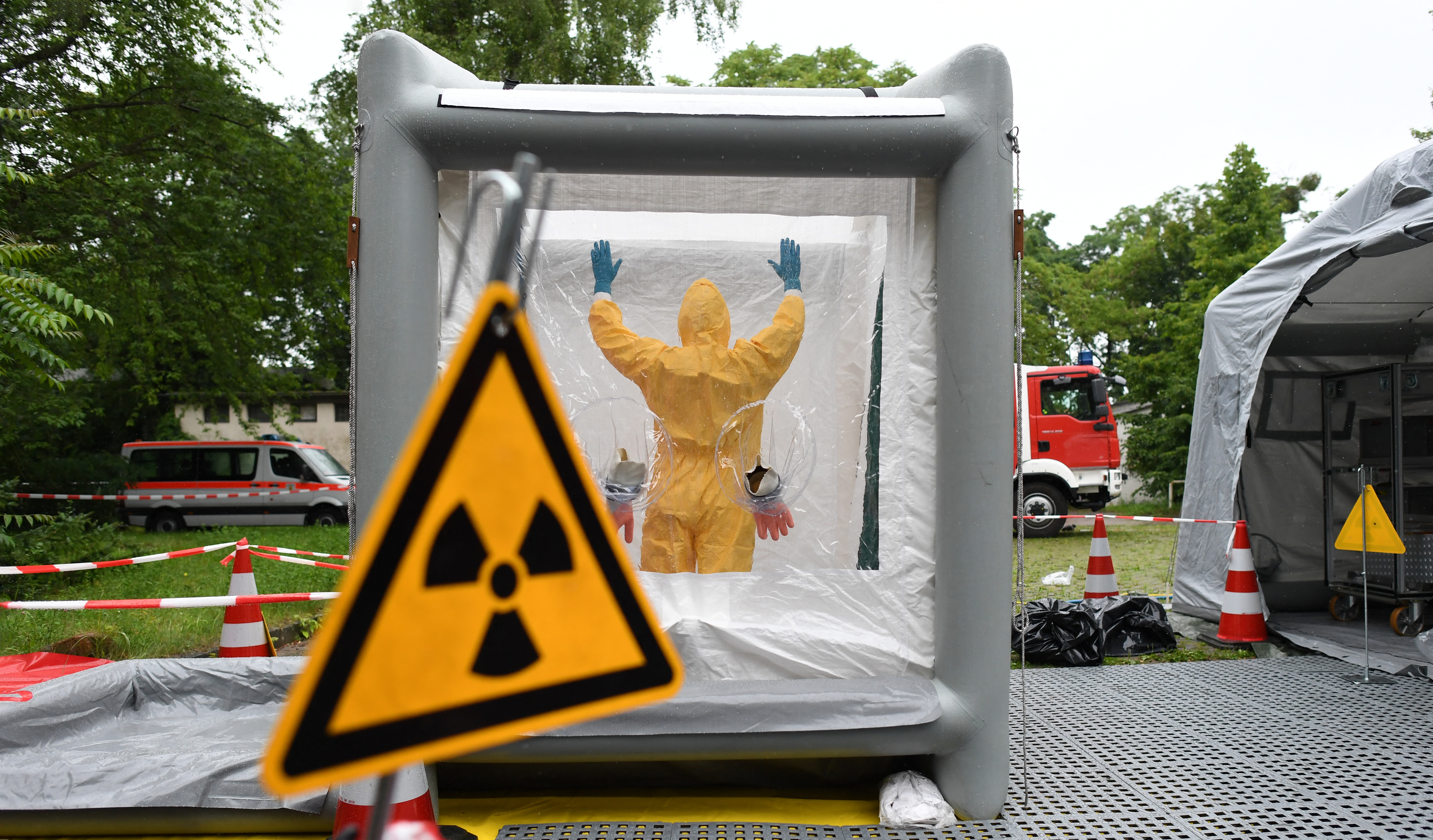 Wunneng net méi bewunnbar: Onerlaabten Ëmgang mat radioaktivem Material: Mann zu Sankt Ingbert (D) léist Groussasaz aus