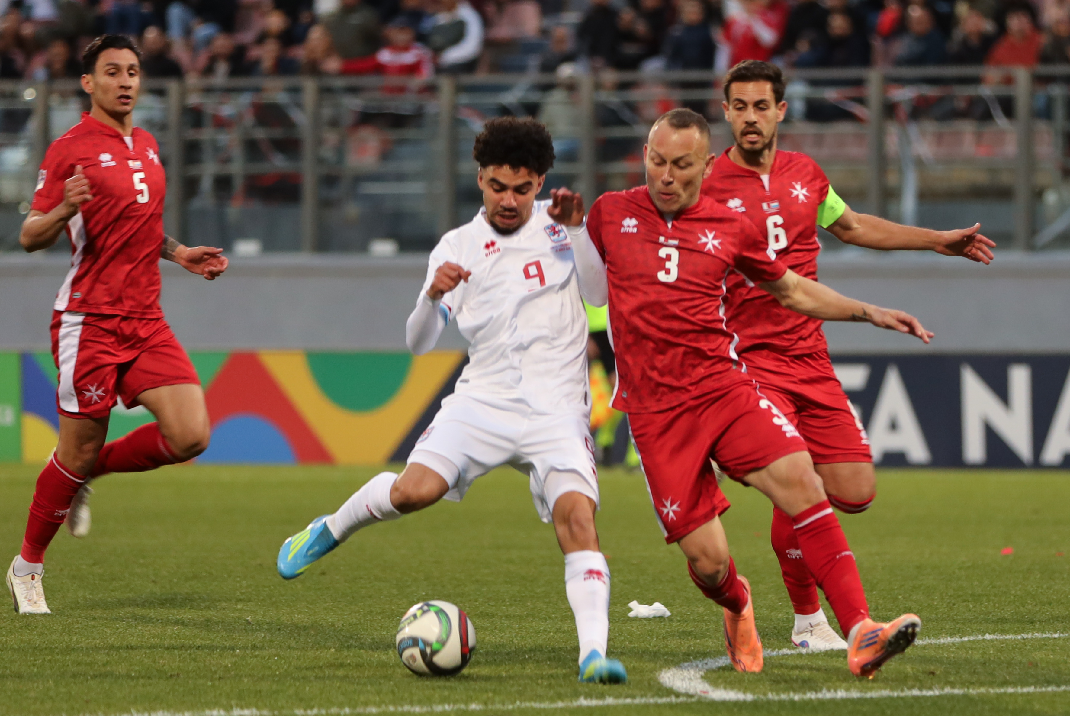 Play-Off an der Nations League: Zwee gutt Spillzich ginn duer, Lëtzebuerg setzt sech mat 2:0 op Malta duerch