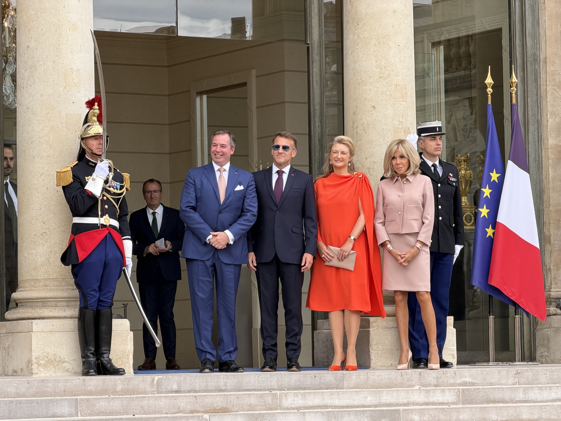 Sixth courtesy visit: Grand Ducal couple received by Macron in Paris