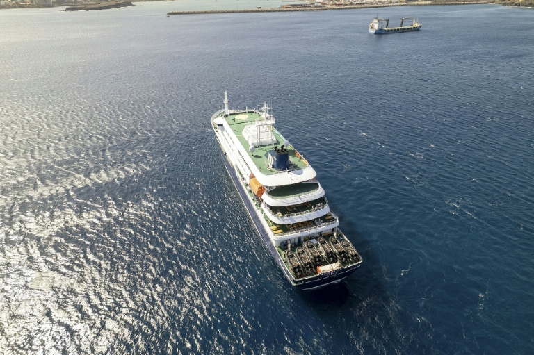 Ausbroch vun Hantavirus: 149 Leit sëtzen op Croisièresschëff viru Cap Vert fest