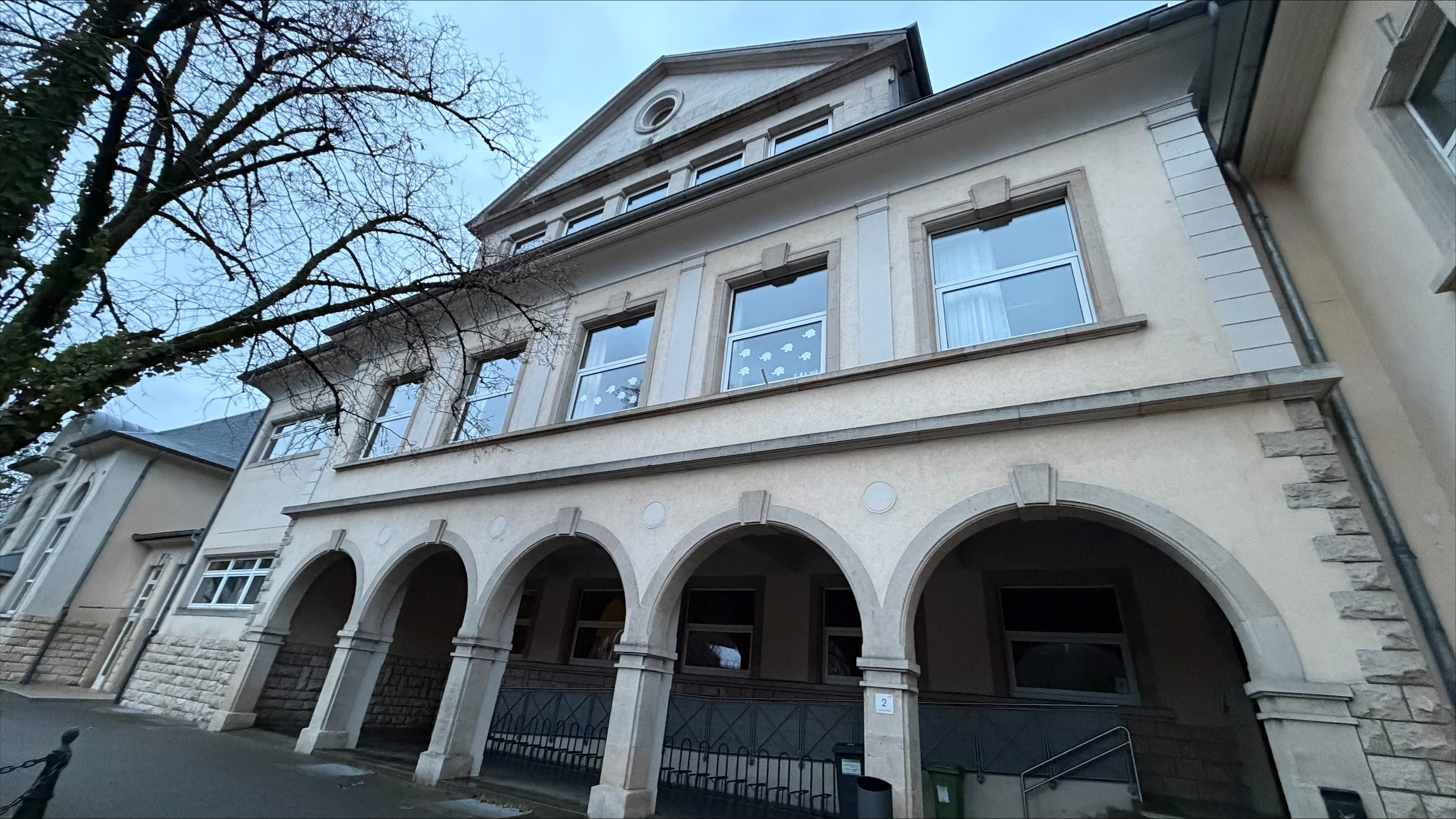 Sanem: Discovery of asbestos forces temporary closure of primary school