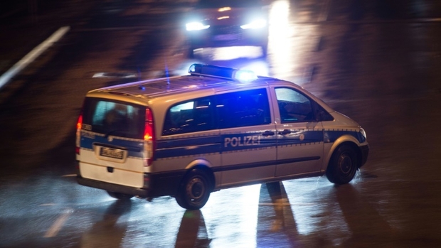 Near Ramstein: Near Ramstein: One-year-old at the wheel while mother used her phone on German motorway