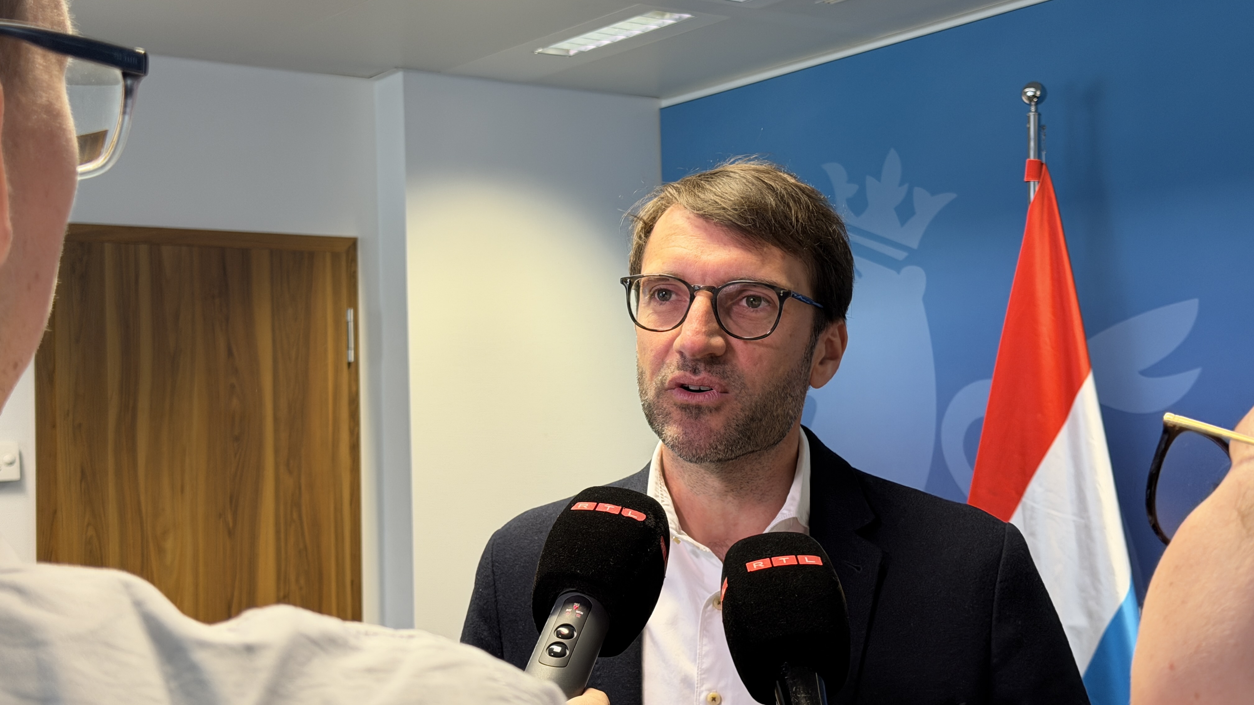 As petrol prices rise in Luxembourg: Luxembourg holds off on petrol relief measures despite increasing impact on consumers