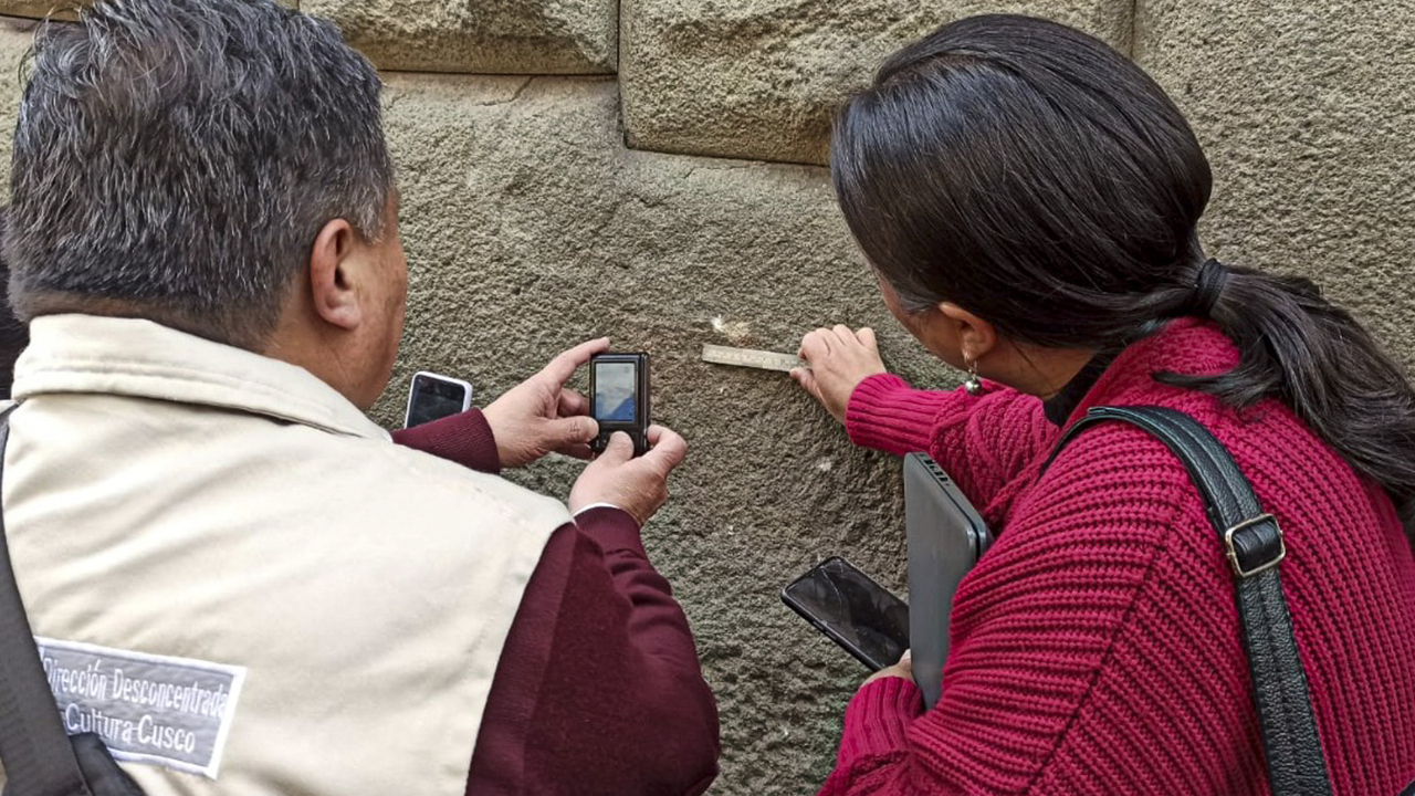 Peru: Muttwëlleg Attack mat Hummer op Inka-Kulturierwen - RTL Lëtzebuerg