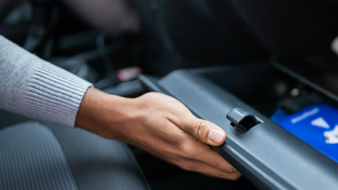 Dudelange and Pétange: 16 drivers fined for using mobile phones during major police checks