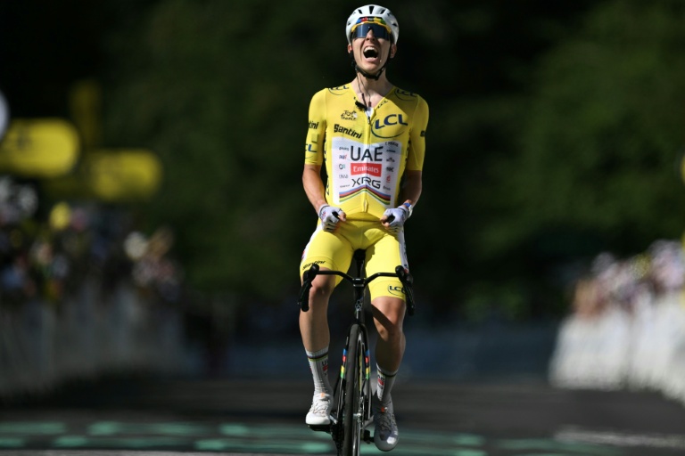 Tour de France: Pogacar remporte la 10e étape et creuse encore l'écart