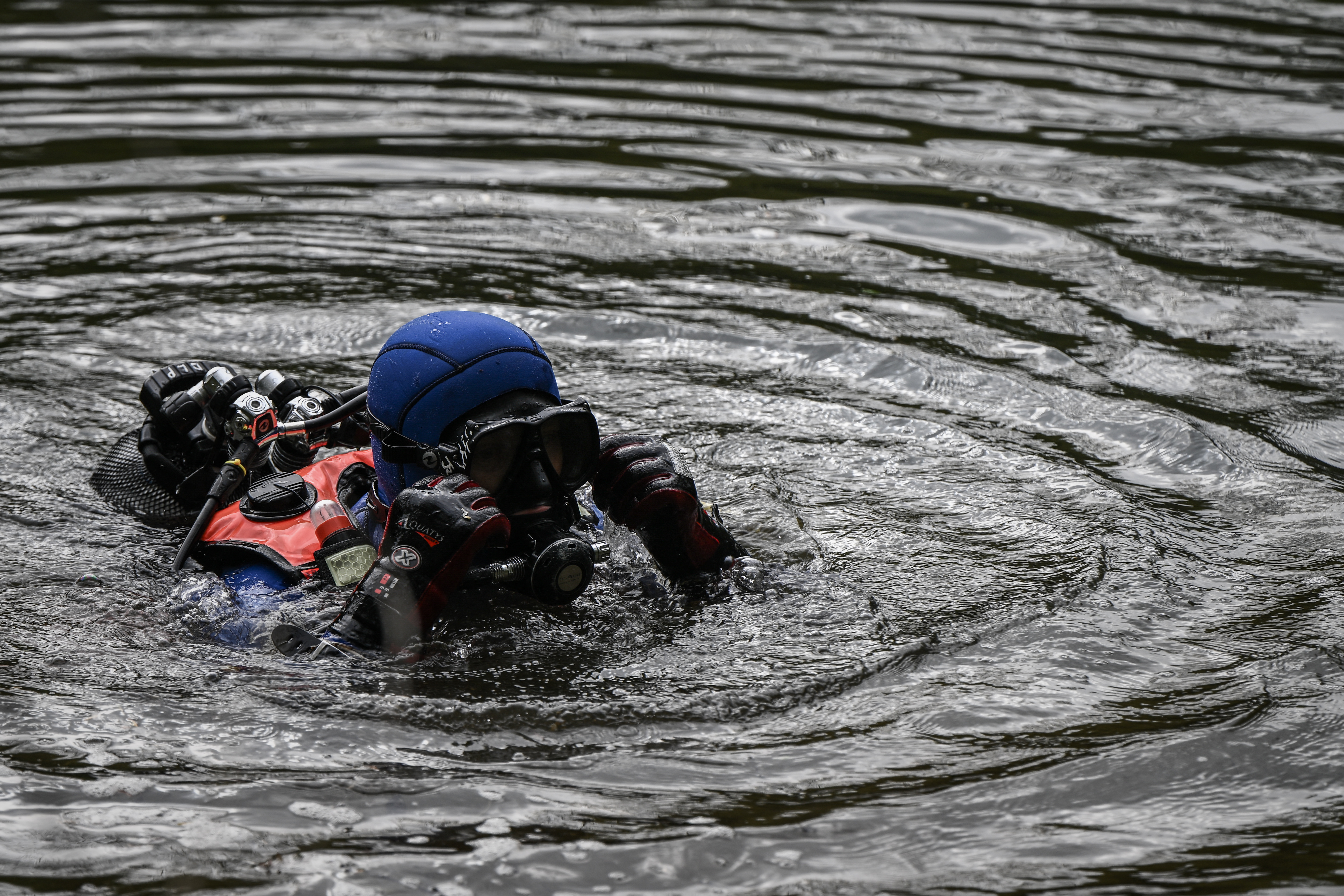 Moselle: Un corps repêché dans le canal à Talange