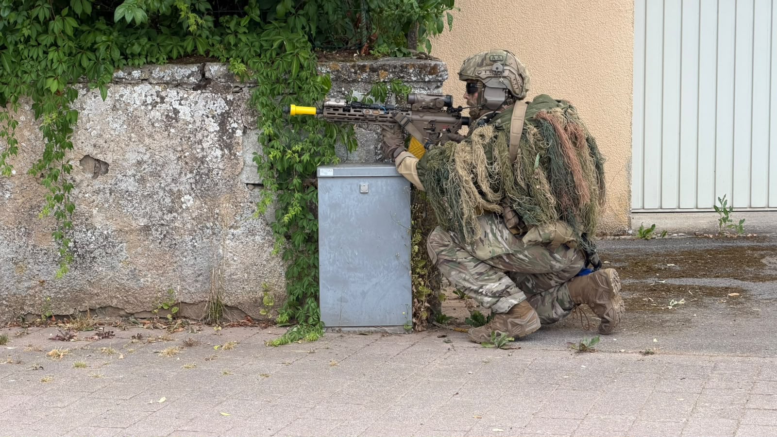 Arméi trainéiert a verschiddene Gemengen: “Wat genee op eis duerkënnt, wësse mir net”