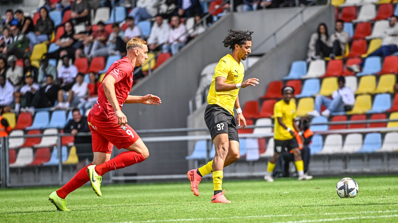 Decisioun ëm den Titel am Futtball-Championnat: Déifferdeng oder Biissen, wie gewënnt den Titel?