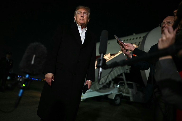 "Ganz geschwënn": Donald Trump annoncéiert Treffe mat Wladimir Putin a Wolodymyr Selenskyj
