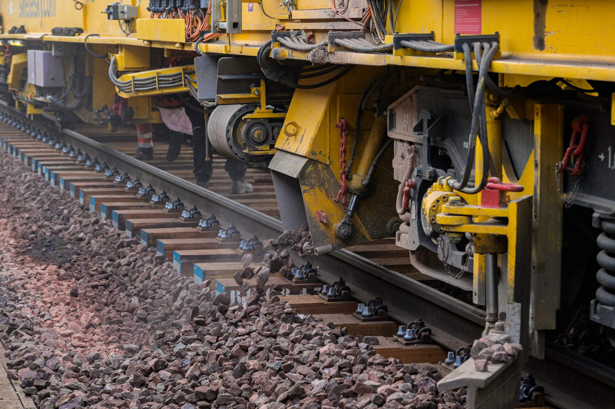 CFL deele mat: Op dräi Zuchlinne gëtt an der Ouschtervakanz geschafft