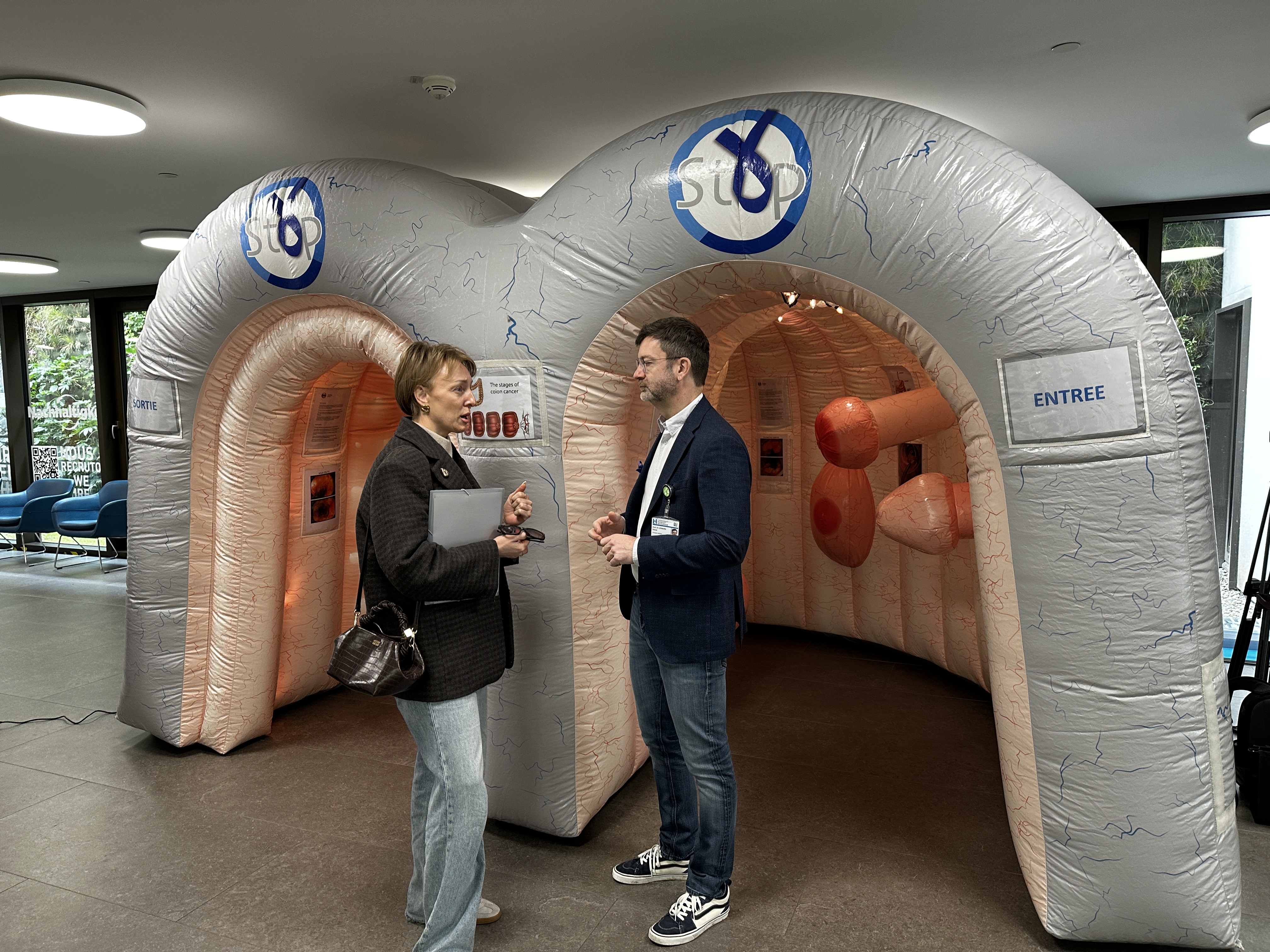 Bloe Mäerz: Sensibilisatioun fir d'Preventioun an den Depistage vum Daarmkriibs