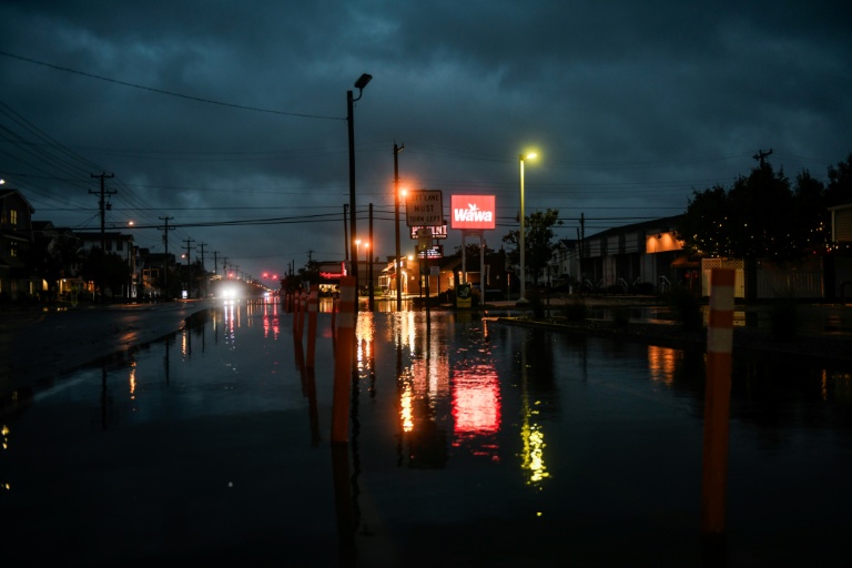 "Inondations considérables": Le nord-est des USA frappé par une tempête rare pour la saison