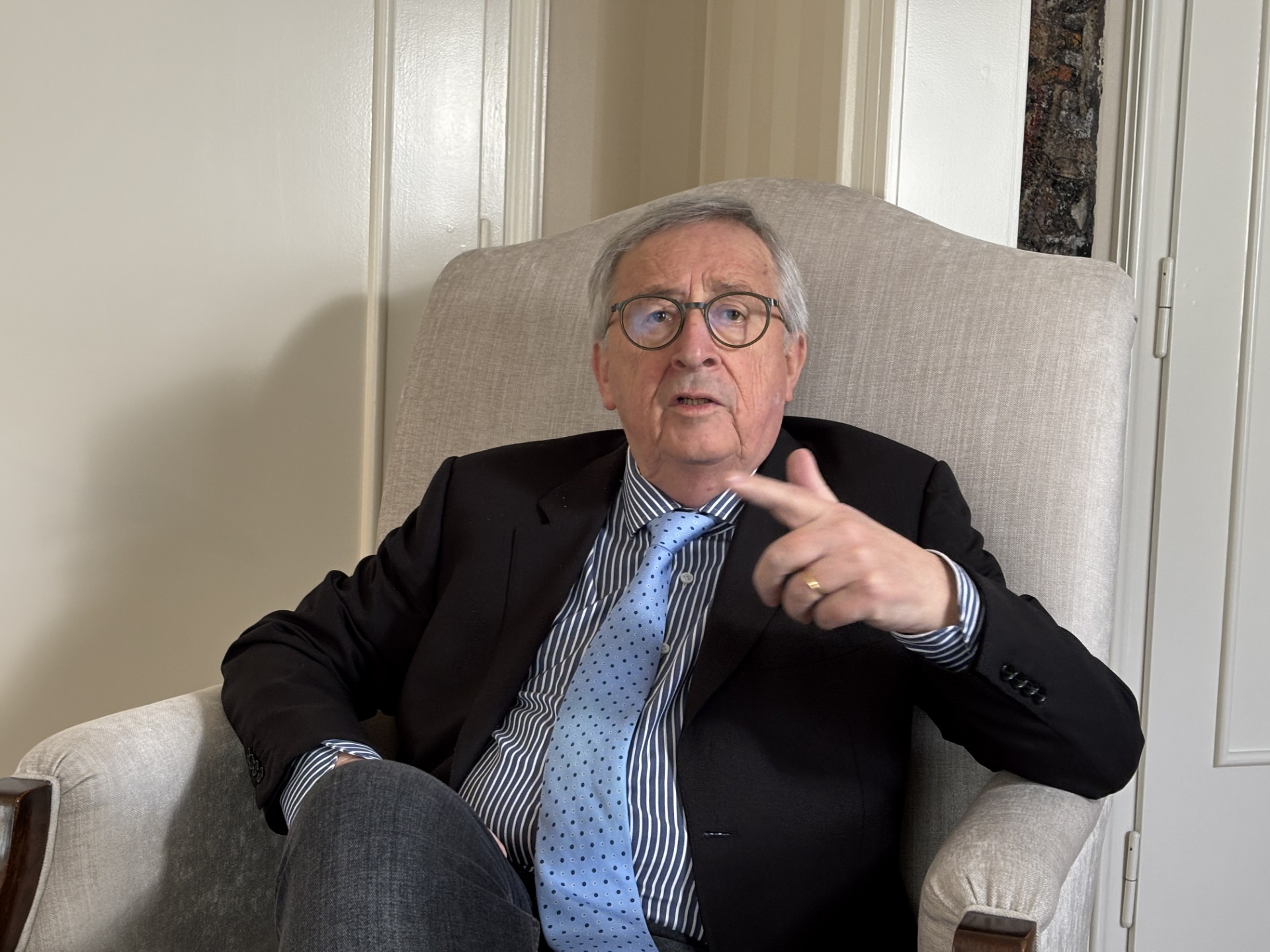 Jean-Claude Juncker am RTL-Interview: ’De Moment ass komm, fir eng breet ugeluechten Tripartite ‘’