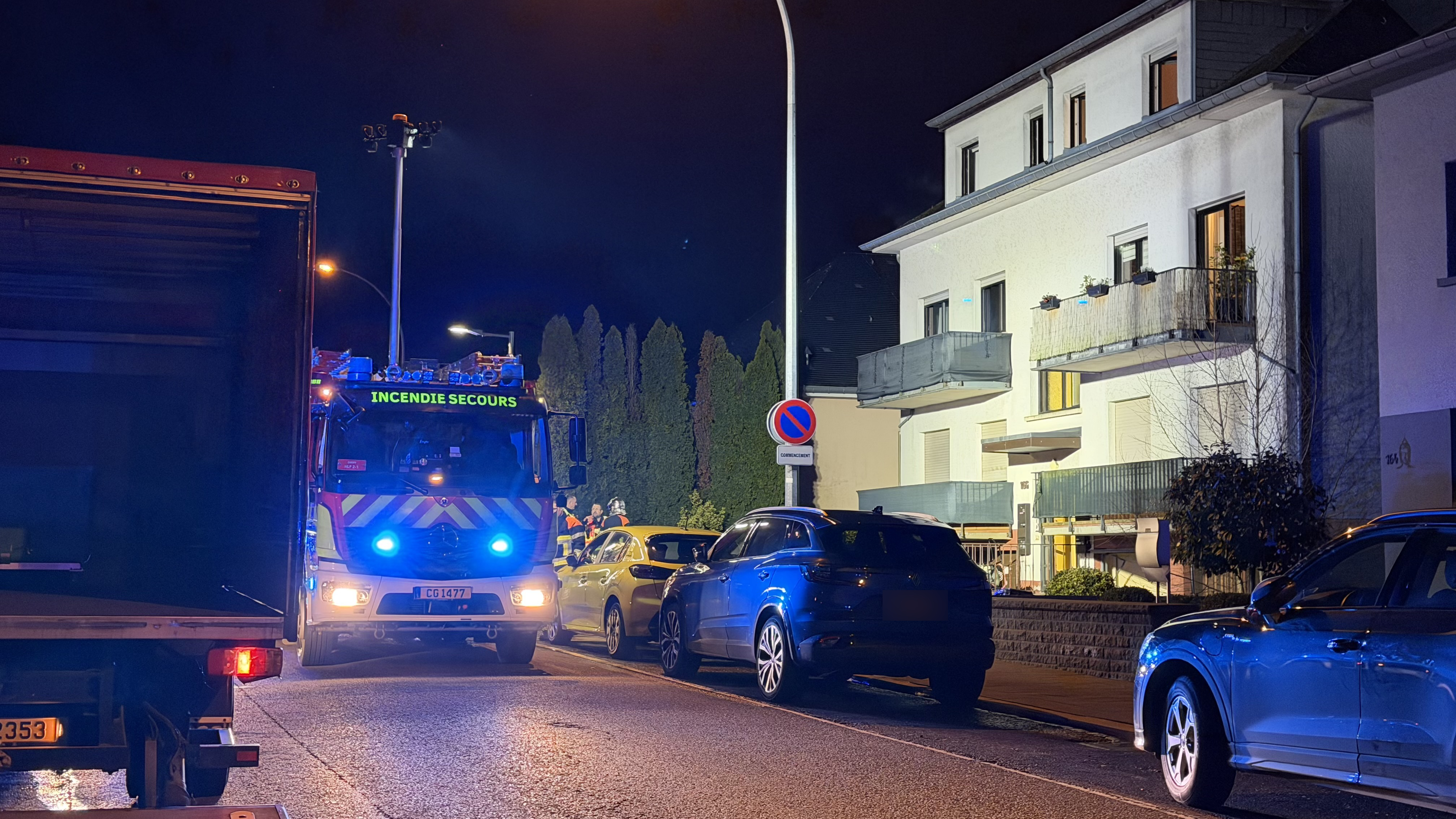 Including collision between buses: Multiple crashes and apartment fire leave several hurt on Friday evening