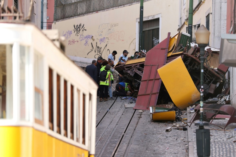 16 Leit si gestuerwen: Weider Perquisitiounen am Kader vum déidleche Standseelbunn-Accident zu Lissabon