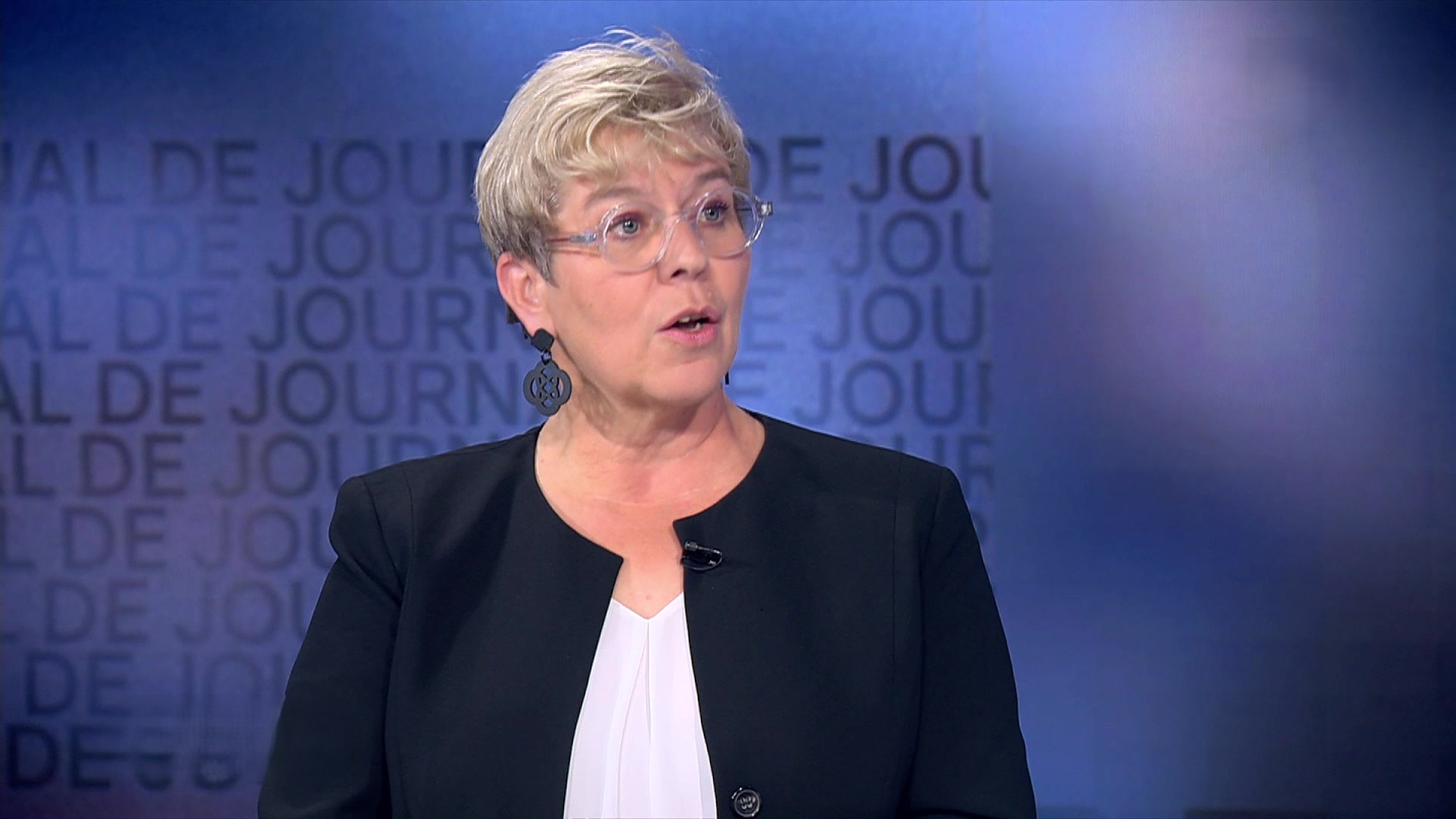 "Pour le patient, rien ne change !": Martine Deprez réagit aux critiques du président de l'AMMD