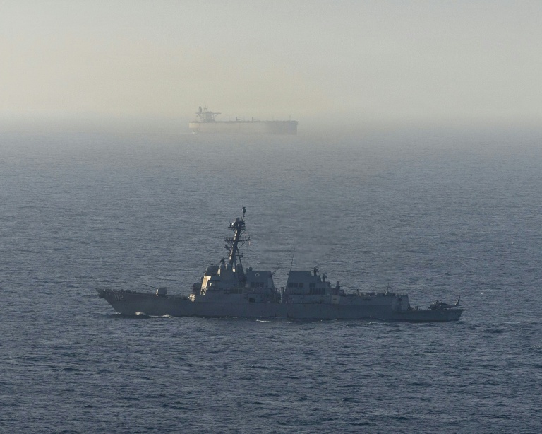 Détroit d'Ormuz: Premier échange de frappes entre les Etats-Unis et l'Iran en un mois