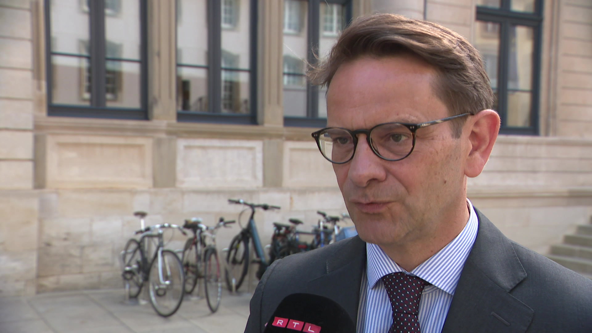 MPs react to initial Politmonitor results: Is a third DP-LSAP-Greens coalition already on the cards?