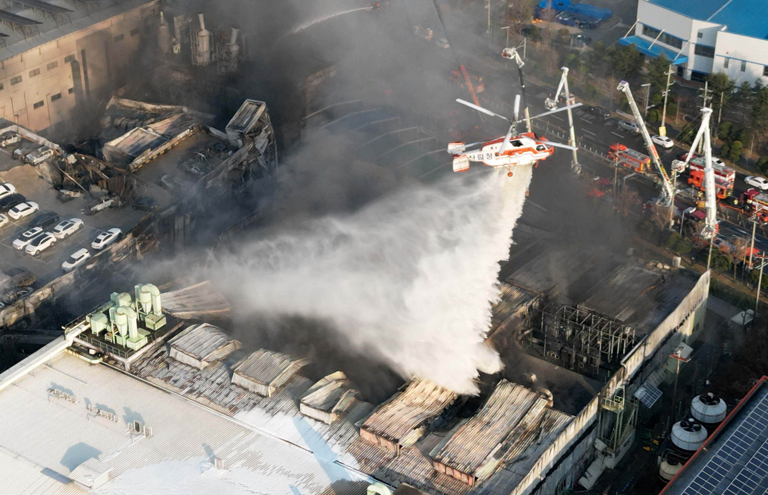 '25 are seriously injured': 11 dead in South Korea car plant fire