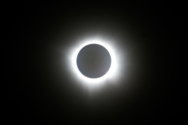 Un vrai spectacle: Cinq choses à savoir sur les éclipses solaires