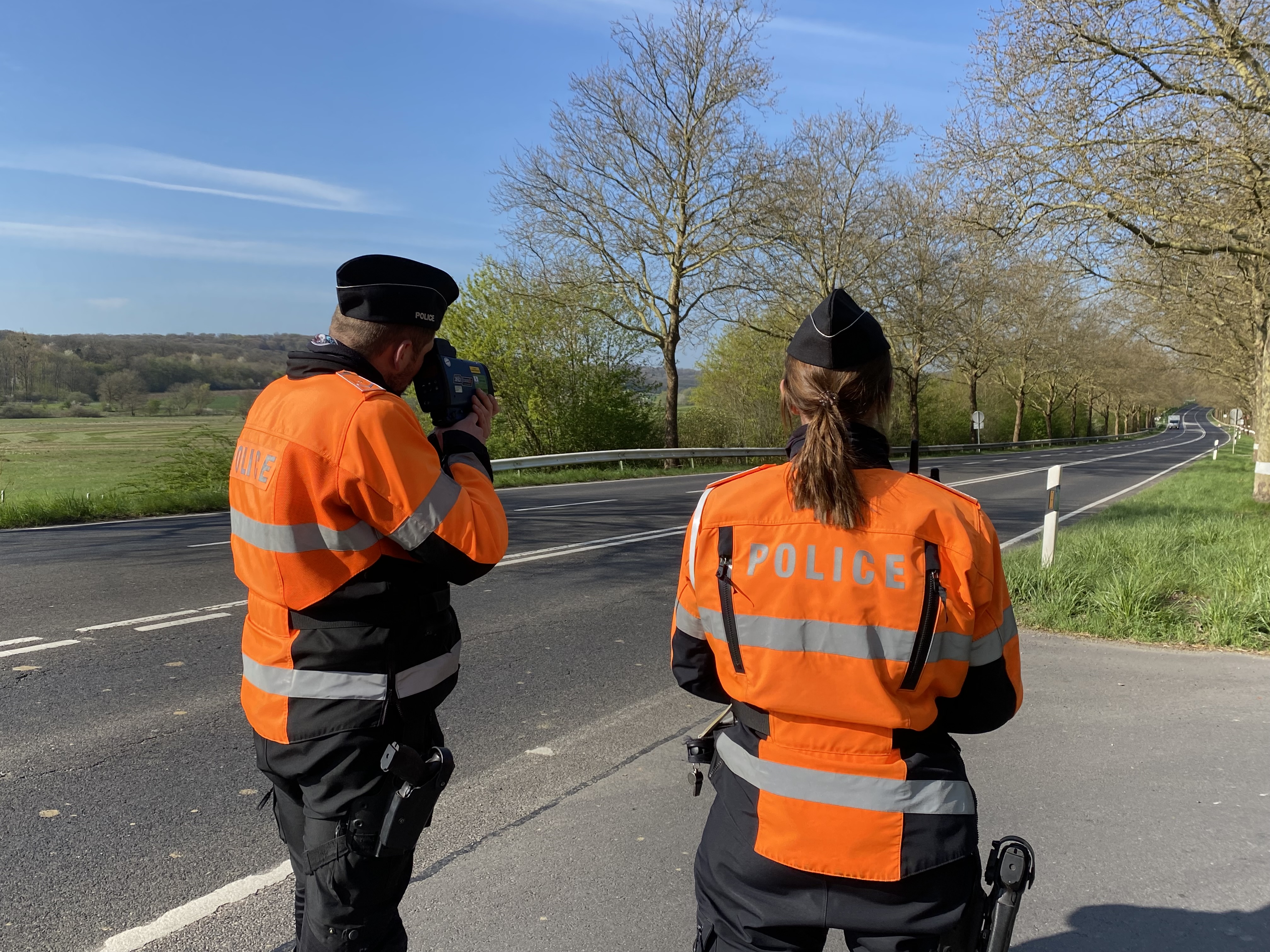 Kontrollen op der N7: 15 schëtzeg Automobilisten hu musse bezuelen