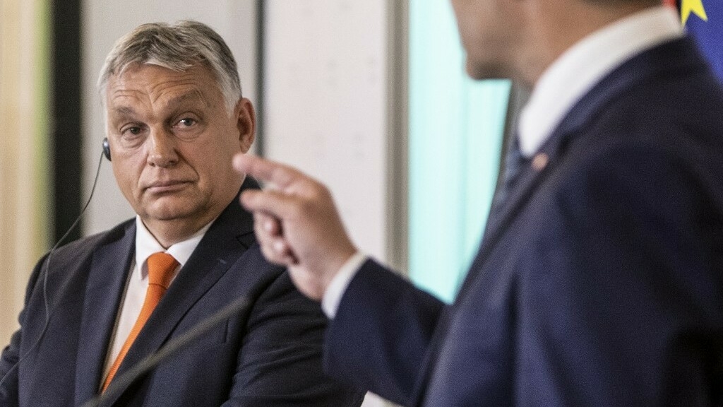 EU-Kommissioun fuerdert Erklärungen: Huet Ungarn sech mat Russland iwwert en EU-Bäitrëtt vun der Ukrain ofgeschwat?