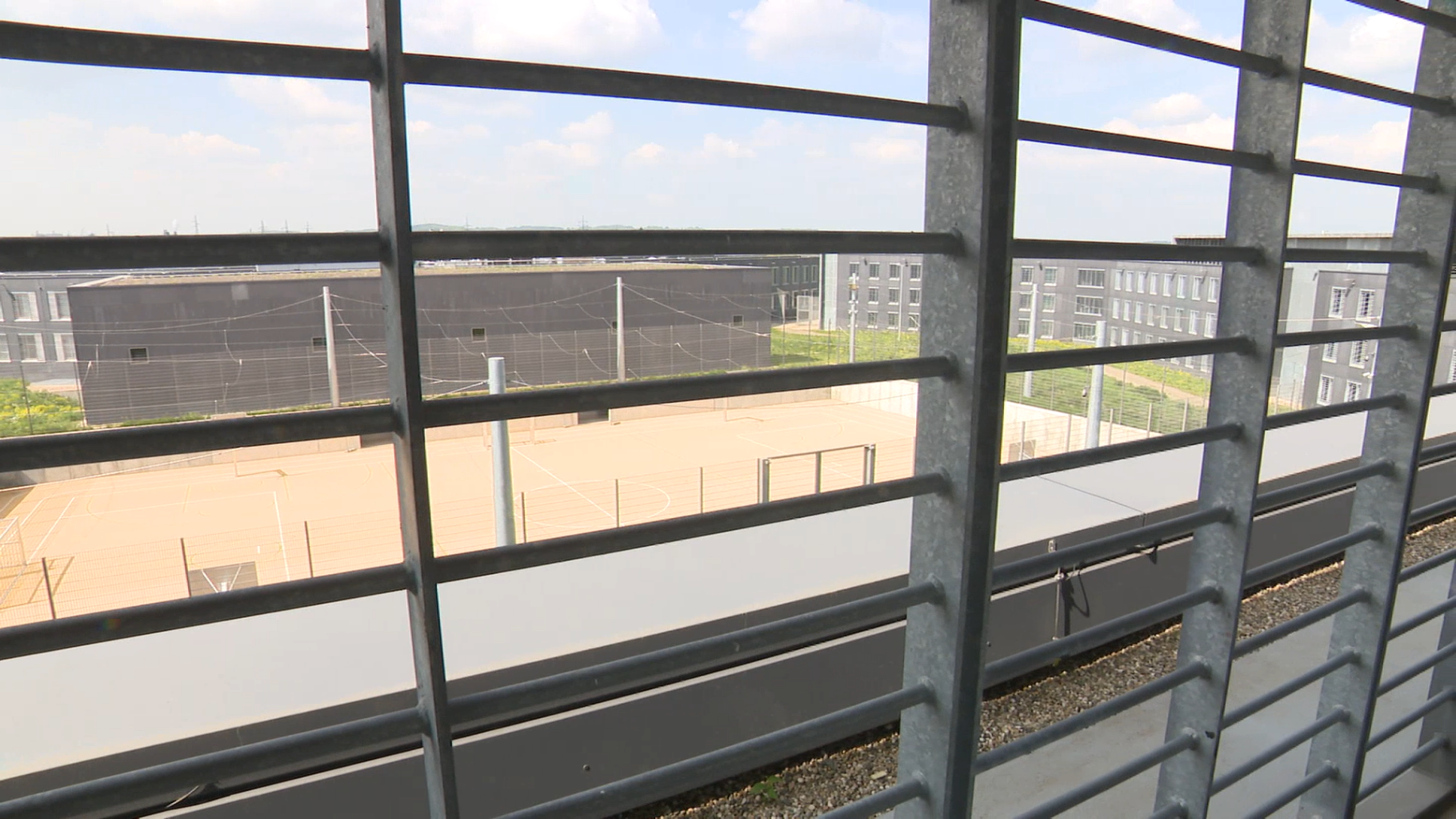 Parliamentary debate: MPs call for better detention conditions for women in prison