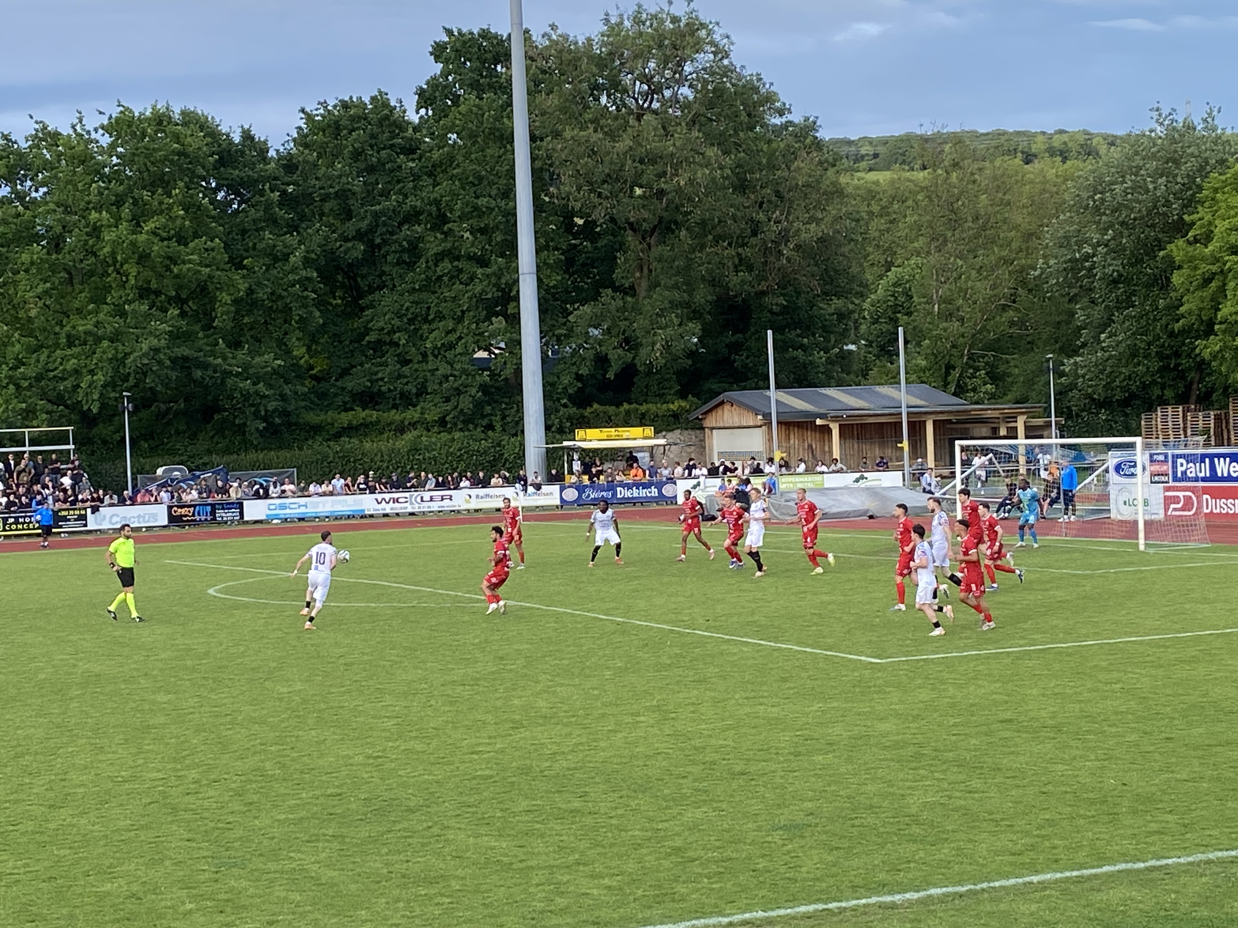 Barrage am Futtball: Wolz ass no Victoire am Eelefmeterschéissen nees an der BGL Ligue, Mamer steigt of