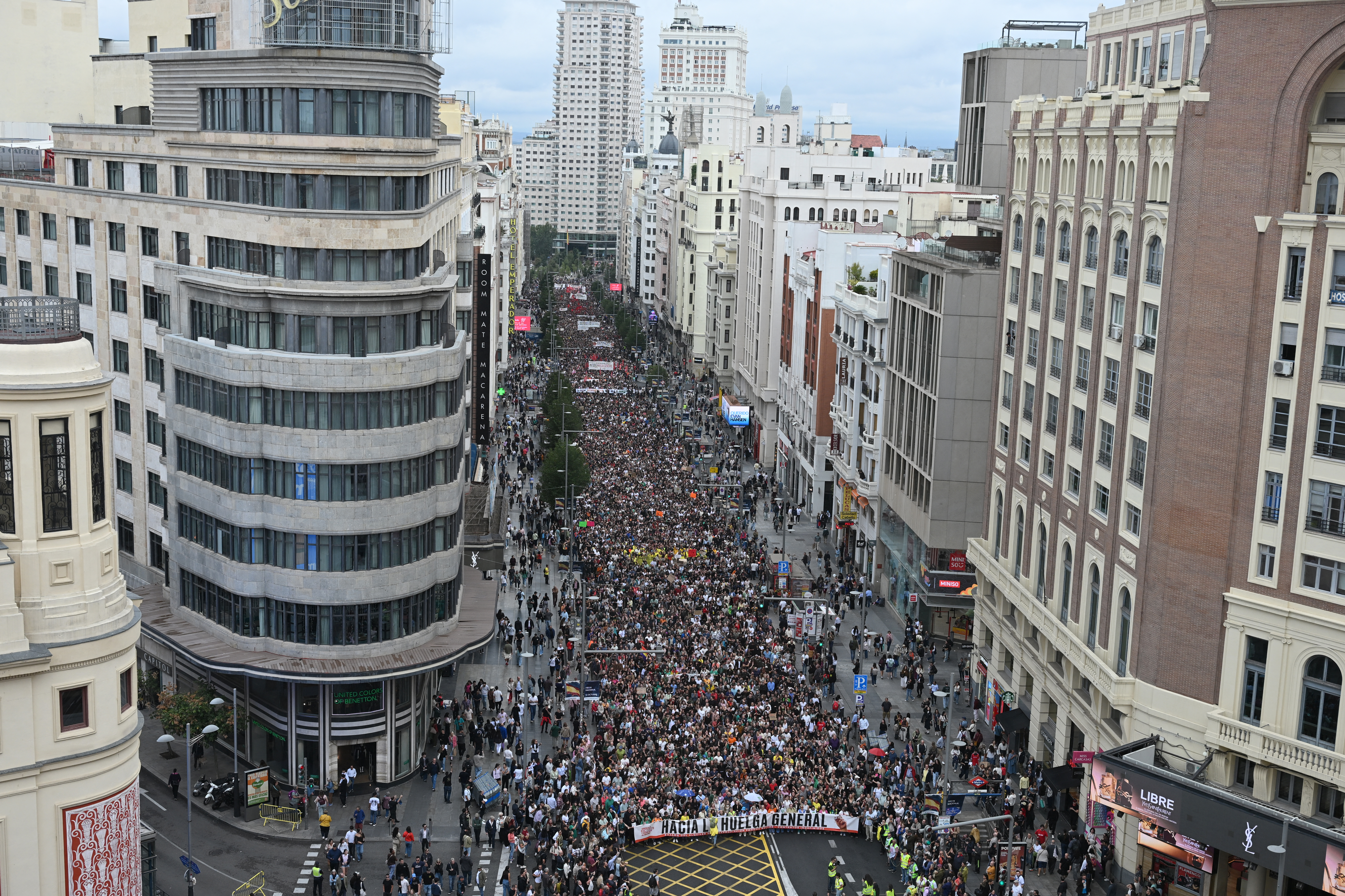 Espagne : Des manifestations monstres pour le droit au logement