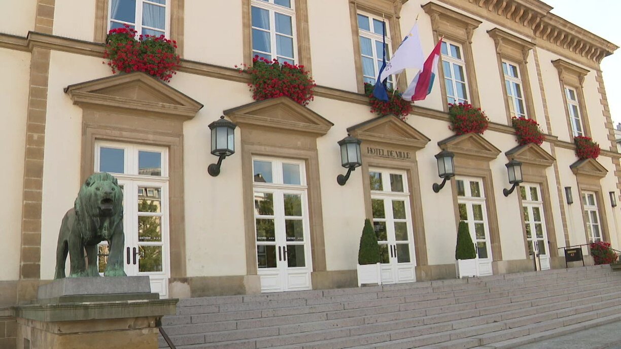 From tributes to public safety: Luxembourg City council honours late former members at first meeting of 2026