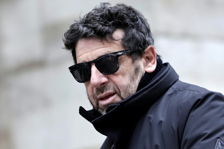 Malgré sa mise en examen: Patrick Bruel peut désormais quitter le territoire national