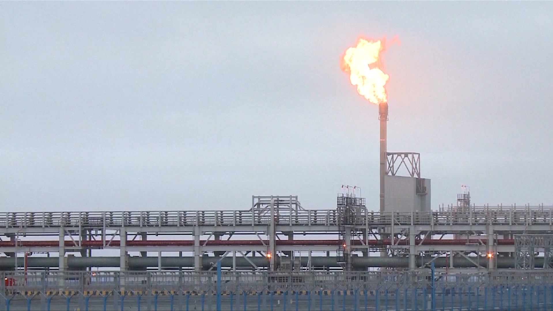 Appell vun IWF, Weltbank an IEA: Export-Kontrollen vu Pëtrol a Gas sollen evitéiert ginn