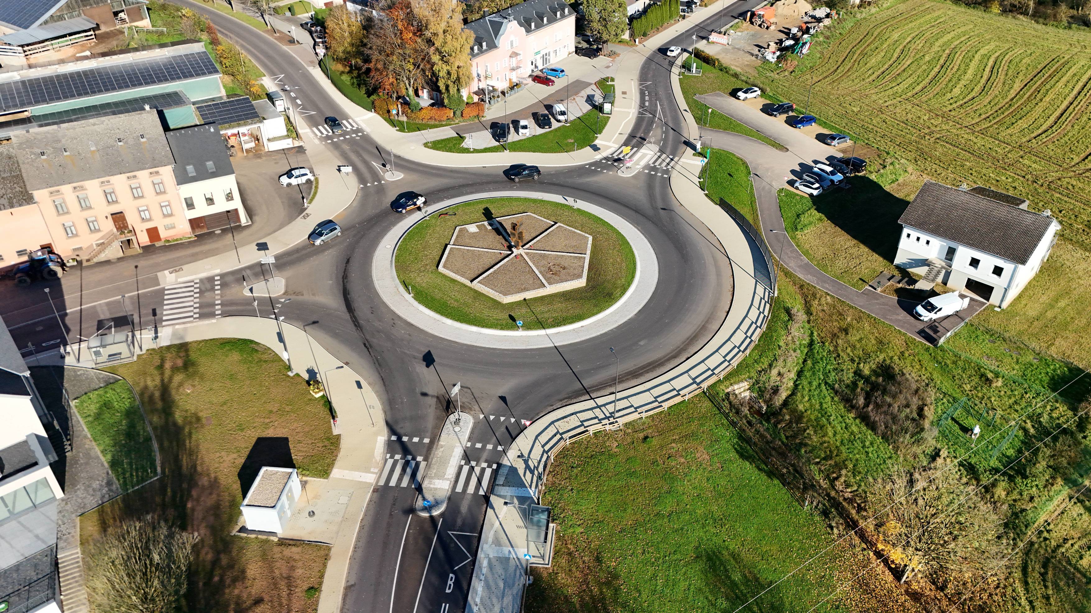 Western Luxembourg: Minister Backes inaugurates roundabout and cycle bridge in Reichlange