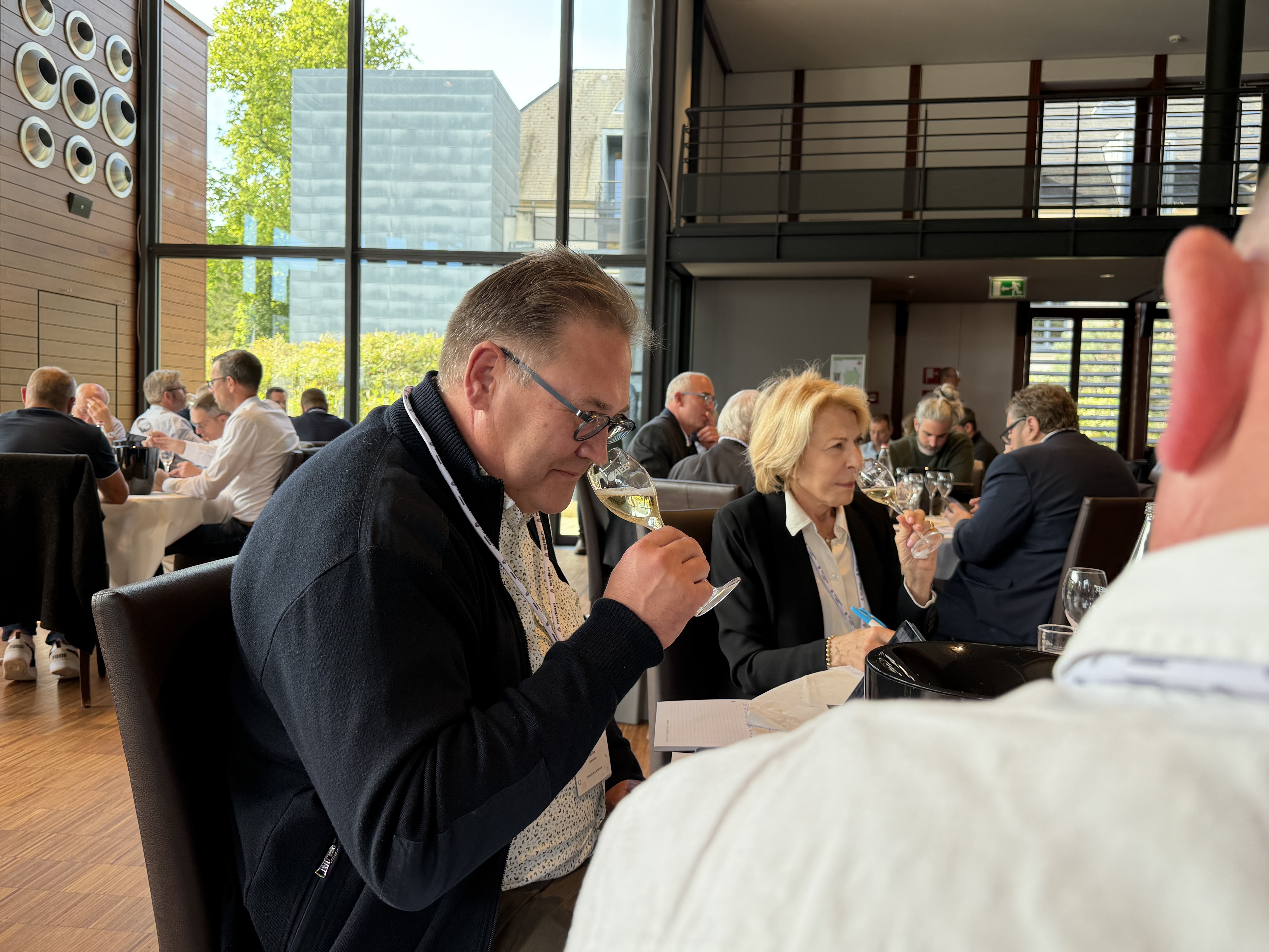 Net drénken, schmaachen!: Concours vu Cremanten aus Frankräich a Lëtzebuerg zu Munneref