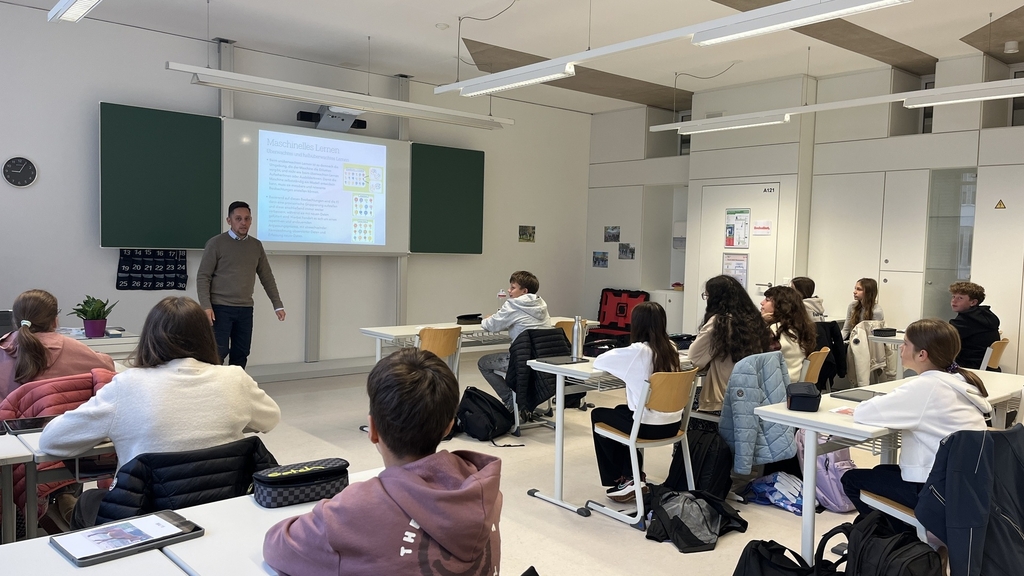 Additional 17,500 students expected: Eleven new high schools to be built in Luxembourg by 2050