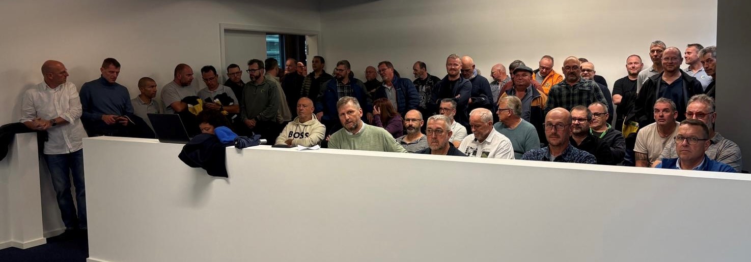Sträit wéinst Carrière: Minister vum ëffentlechen Déngscht wëll Entschiedegunge vu Bréifdréier