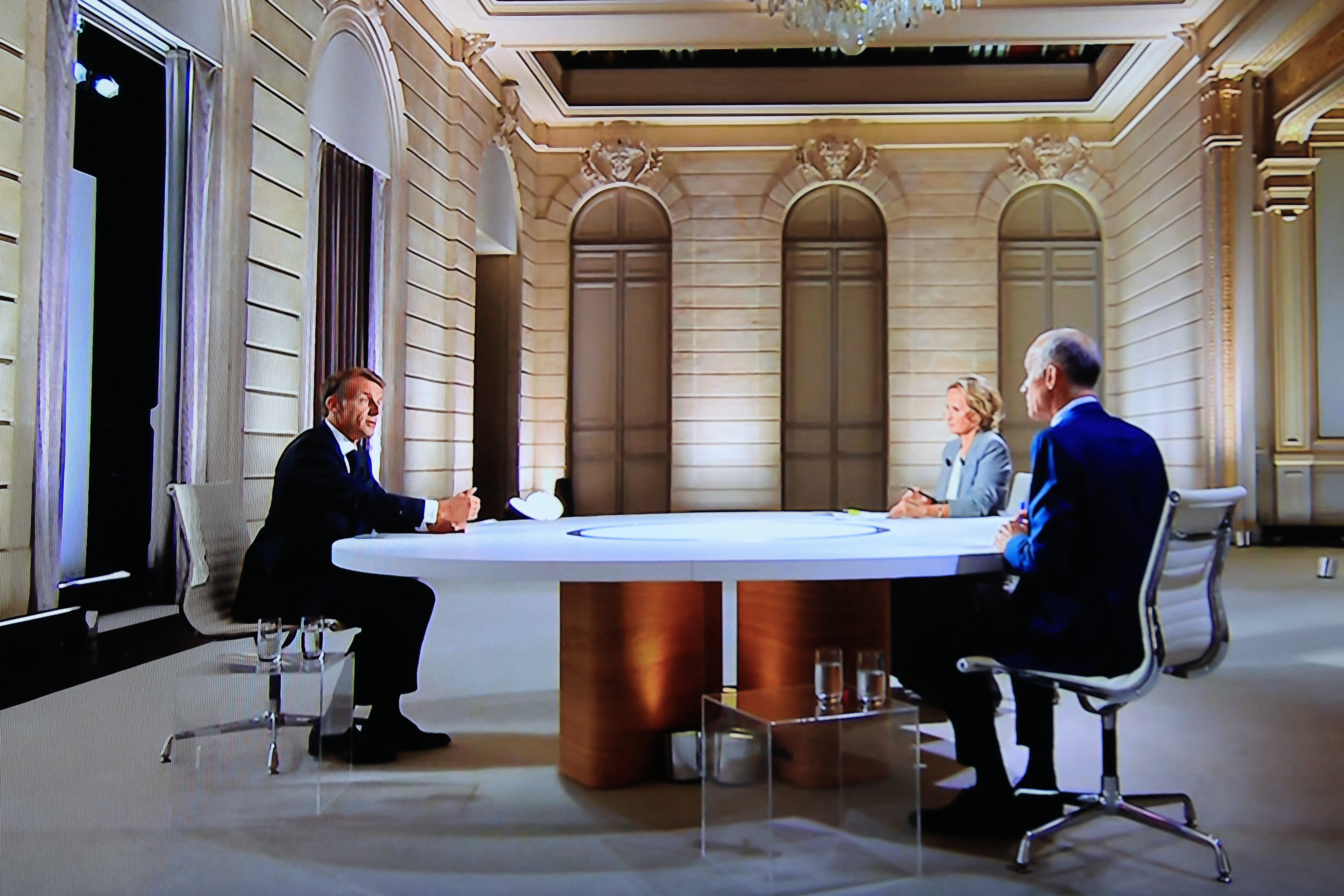 Franséische President an Tëleesinterview : Macron: Dronenattack wéi zu Leipzig och a Frankräich méiglech