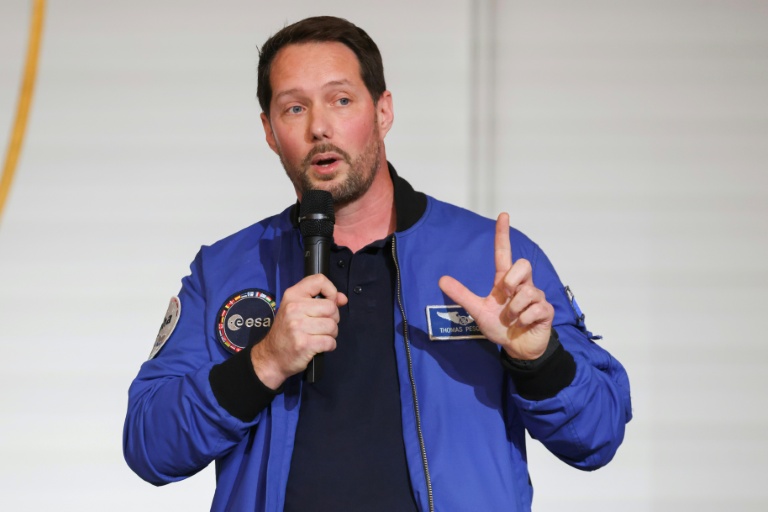 Pour Thomas Pesquet: Le spatial ne doit pas être "une tour de verre"