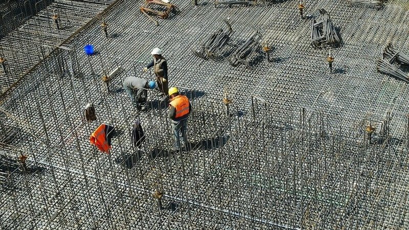 Tëscht September 2022 an 2025: Bausecteur huet ronn 4.500 Plaze verluer, Staat krut eng 12.200 bäi