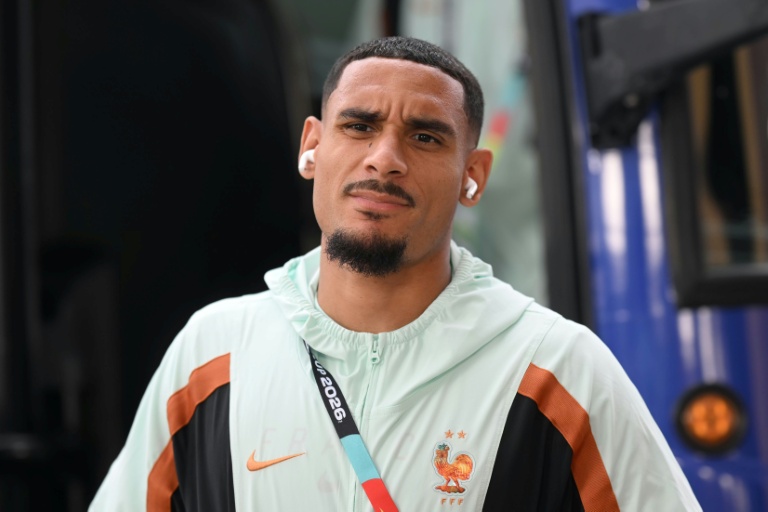 Football: L'international français Maxence Lacroix rejoint Chelsea jusqu'en 2032