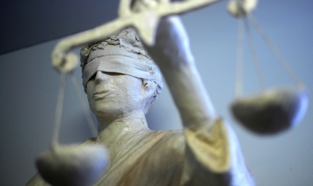 Germany: Man uses AI chatbot to defend himself in court – and wins