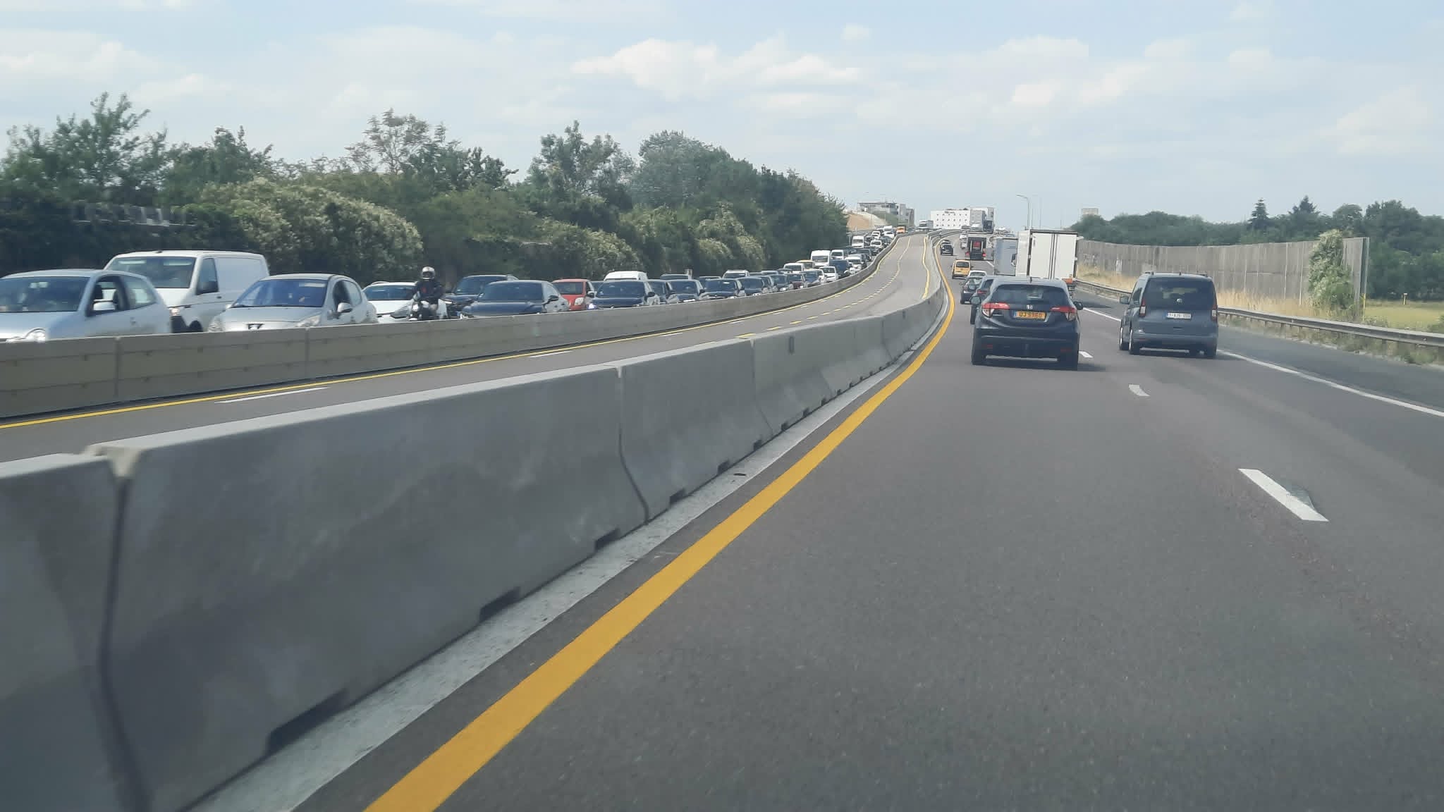 Flashée sur un chantier de l'A3: Une automobiliste doit rendre son permis à l'aire de Berchem