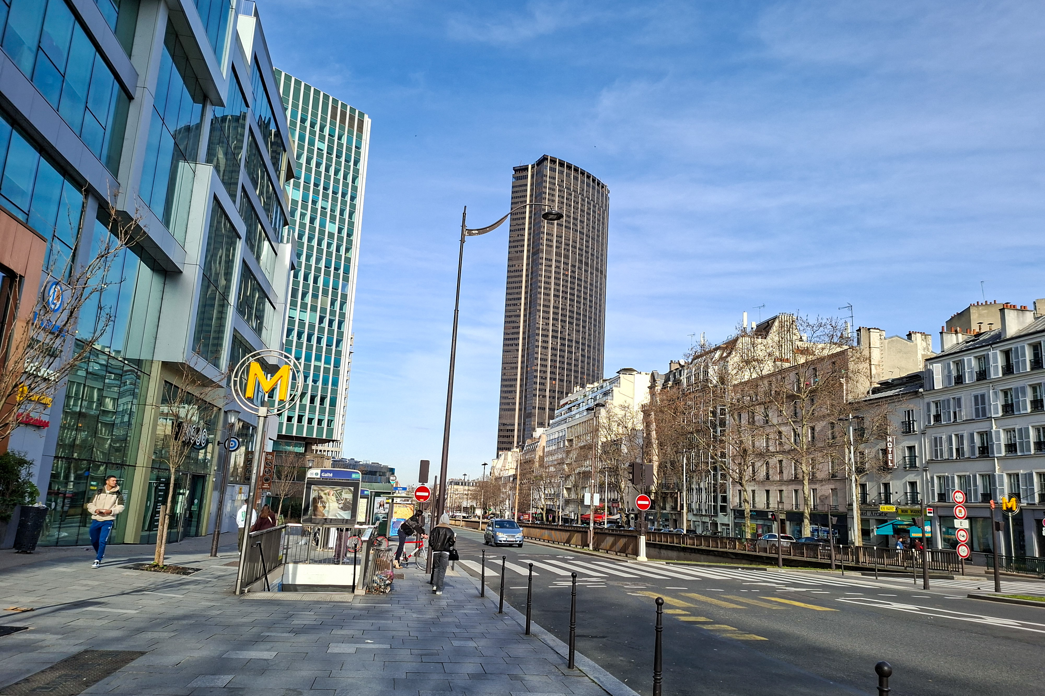 Entwarnung no Bommenalarm zu Paräis: 5 Sitte ware viséiert, 2 goufen evakuéiert, kee Sprengstoff fonnt