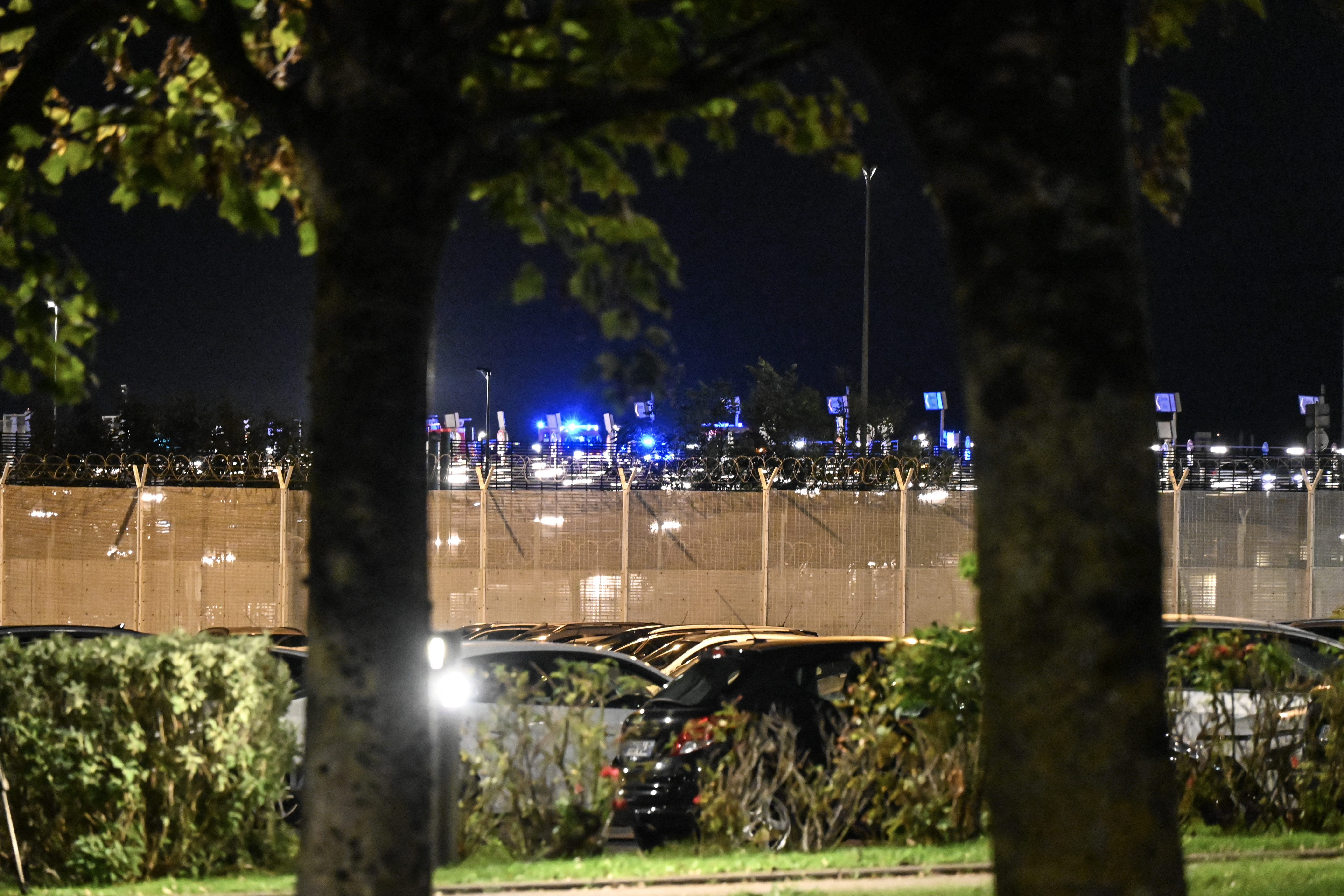 Image accompagnant « Tunnel sous la Manche : Un minibus percute un train de fret à l'arrêt, 19 blessés ».