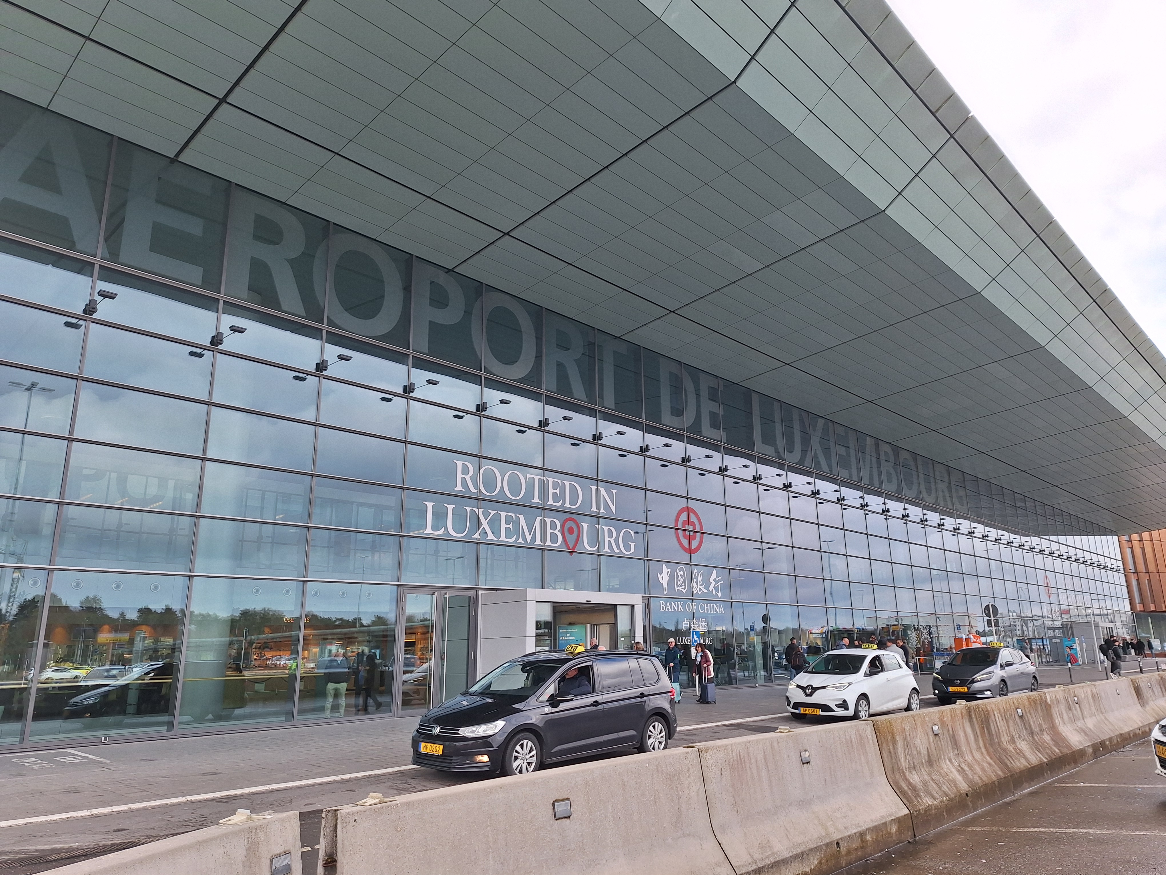 New record set: Findel Airport welcomes 200,000 more passengers in 2025 than in 2024