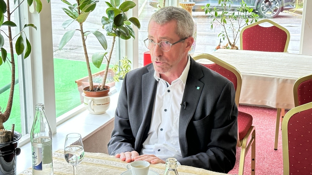 Sonndesinterview mam Frank Engel: "Mat Erneierung kann een de Luc Frieden elo wierklech net a Verbindung bréngen"