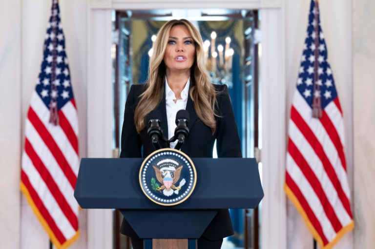 "Me voilà": Retour de Mélania Trump dans un climat de rumeurs persistantes
