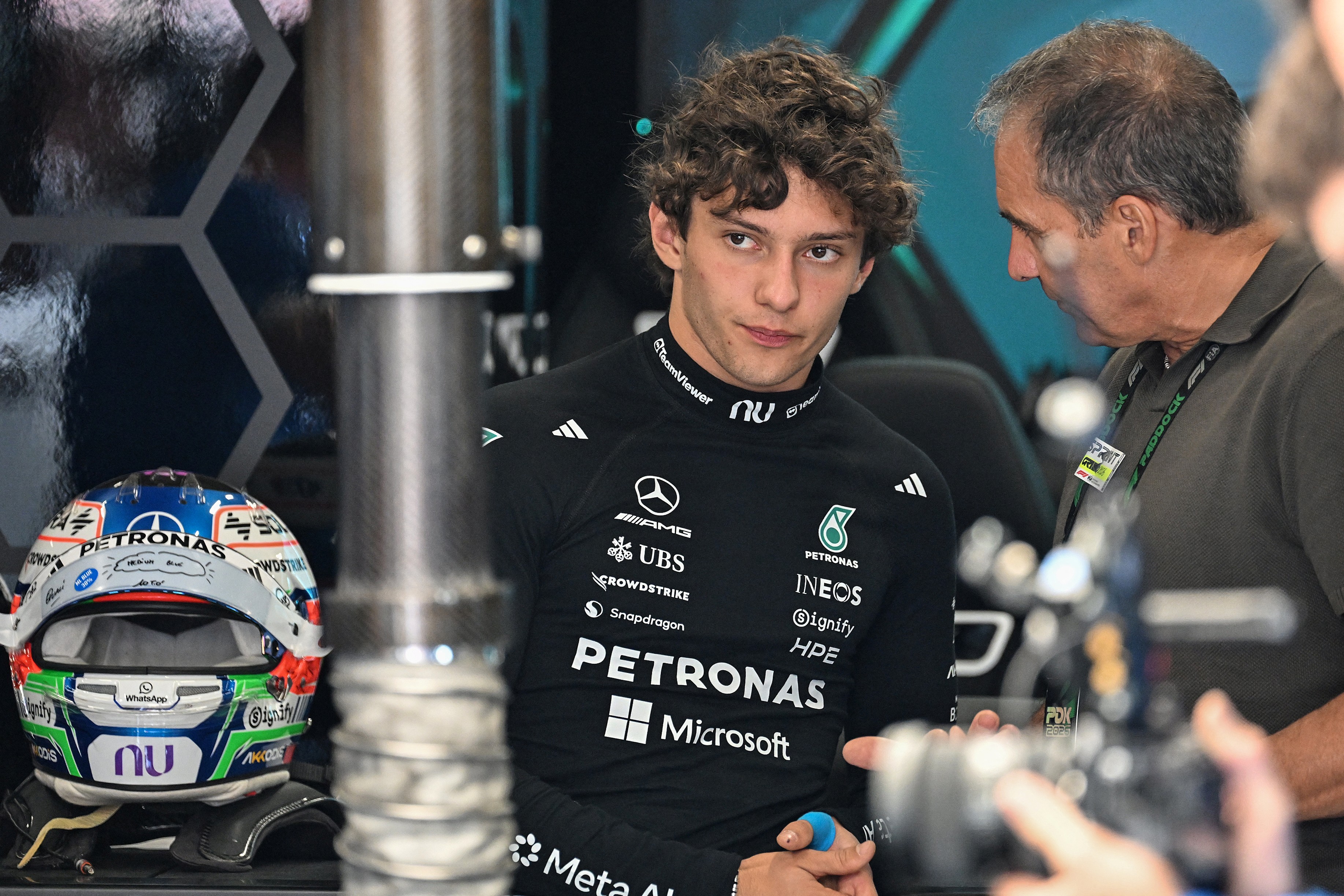 Formel 1: D'Pole Position zu Silverstone geet un de Kimi Antonelli